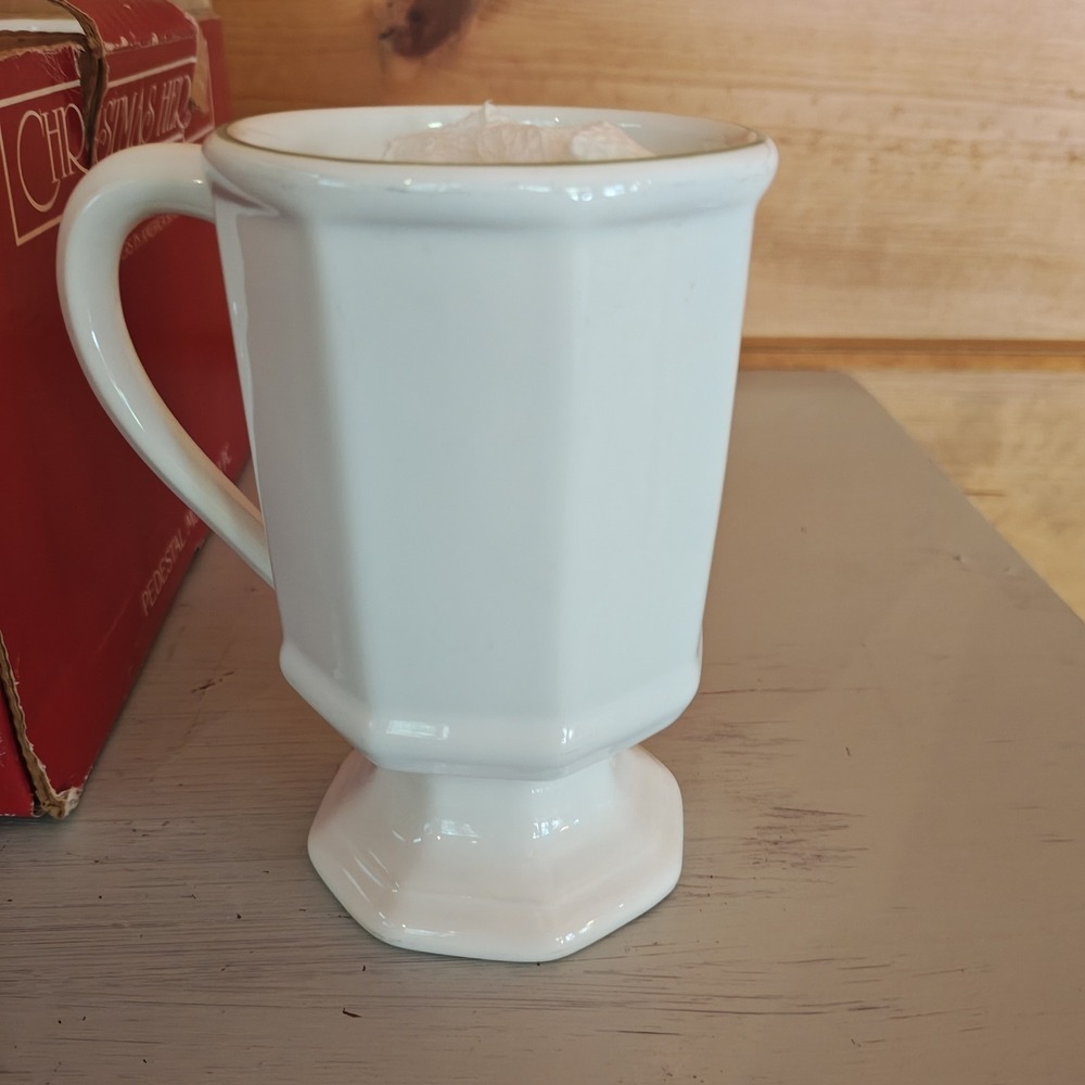 Set of 4 Pfaltzgraff Christmas Tree Heritage Footed Pedestal Mugs 12294 H2 - Picture 6 of 7